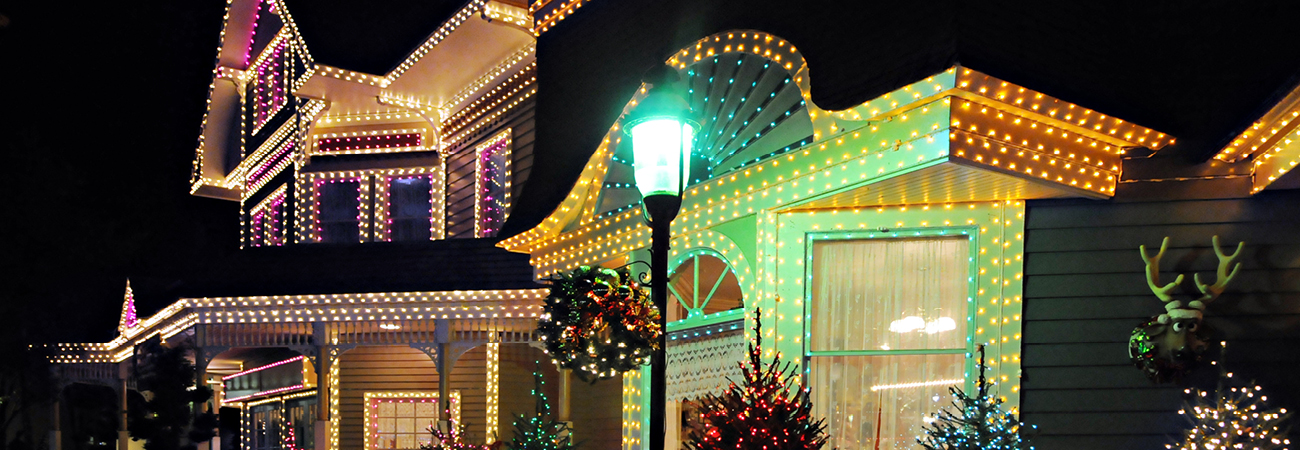 Holiday Lights Safety Tips - Cotton's Ace Hardware Store Header